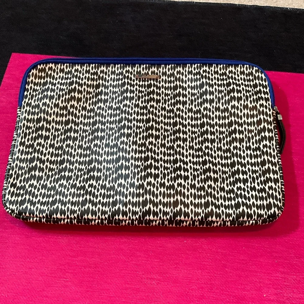 Stella & Dot Laptop Cover Black an White print with blue interior